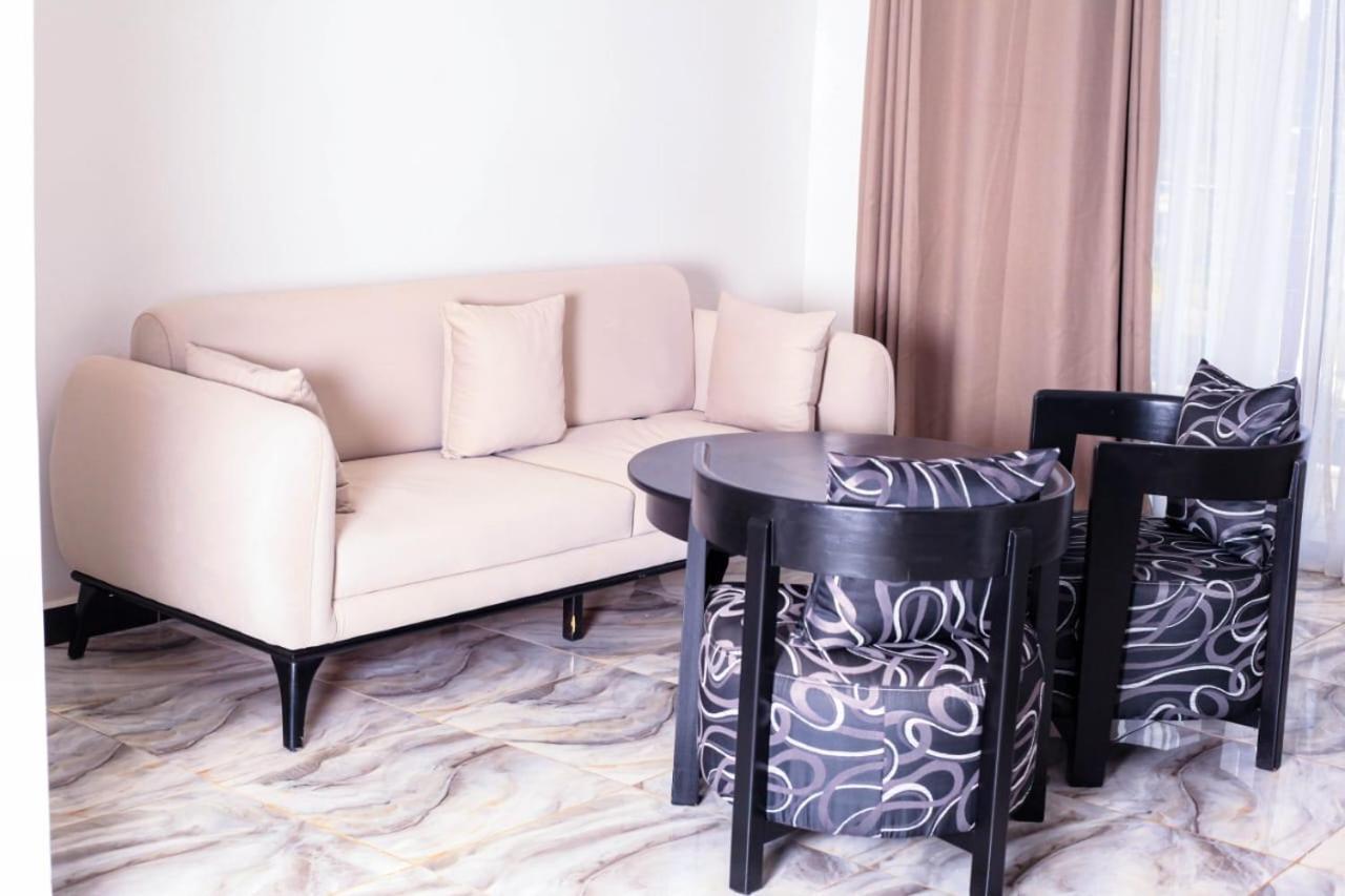 Water Pavilion Hotel Keroka Zewnętrze zdjęcie
